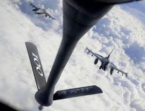 USAFE wings rule sky with Iron Hand USAFE wings rule sky with Iron Hand