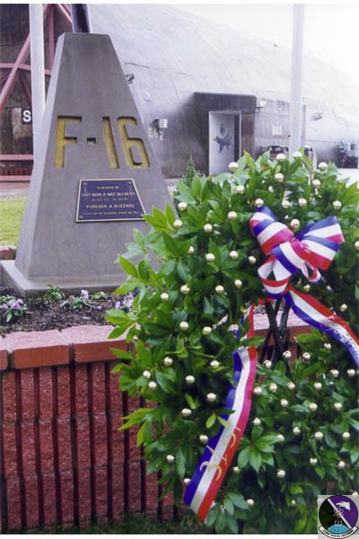 wreath   plaque