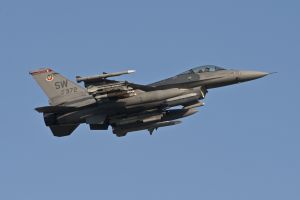aviano august 24 2011 oup002 f 16cm 91 0372 77thfs 20thfw shaw afb sc aviano august 24 2011 oup002 f 16cm 91 0372 77thfs 20thfw shaw afb sc