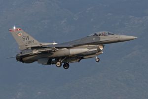 aviano august 31 2011 oup705 f 16cm 92 3904 77thfs 20thfw shaw afb sc rtb night mix aviano august 31 2011 oup705 f 16cm 92 3904 77thfs 20thfw shaw afb sc rtb night mix