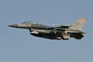 aviano july 03 2011 oup515 f 16cm 91 0359 77thfs 20thfw shaw afb south carolina take off night mix aviano july 03 2011 oup515 f 16cm 91 0359 77thfs 20thfw shaw afb south carolina take off night mix