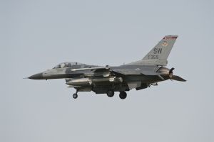 aviano june 02 2011 lucky11 f 16cm 91 0359 77thfs 20thfw shaw afb south carolina rtb aviano june 02 2011 lucky11 f 16cm 91 0359 77thfs 20thfw shaw afb south carolina rtb