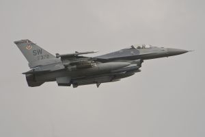 aviano june 04 2011 lucky11 f 16cm 91 0372 77thfs 20thfw shaw afb south carolina aviano june 04 2011 lucky11 f 16cm 91 0372 77thfs 20thfw shaw afb south carolina