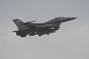 aviano june 05 2011 lucky15 f 16cm 92 3904 77thfs 20thfw shaw afb south carolina havy rain aviano june 05 2011 lucky15 f 16cm 92 3904 77thfs 20thfw shaw afb south carolina havy rain