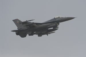aviano june 05 2011 lucky15 f 16cm 91 0345 77thfs 20thfw shaw afb south carolina havy rain aviano june 05 2011 lucky15 f 16cm 91 0345 77thfs 20thfw shaw afb south carolina havy rain