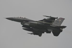 aviano june 05 2011 lucky35 f 16cm 92 3910 77thfs 20thfw shaw afb south carolina night mix with rain aviano june 05 2011 lucky35 f 16cm 92 3910 77thfs 20thfw shaw afb south carolina night mix with rain