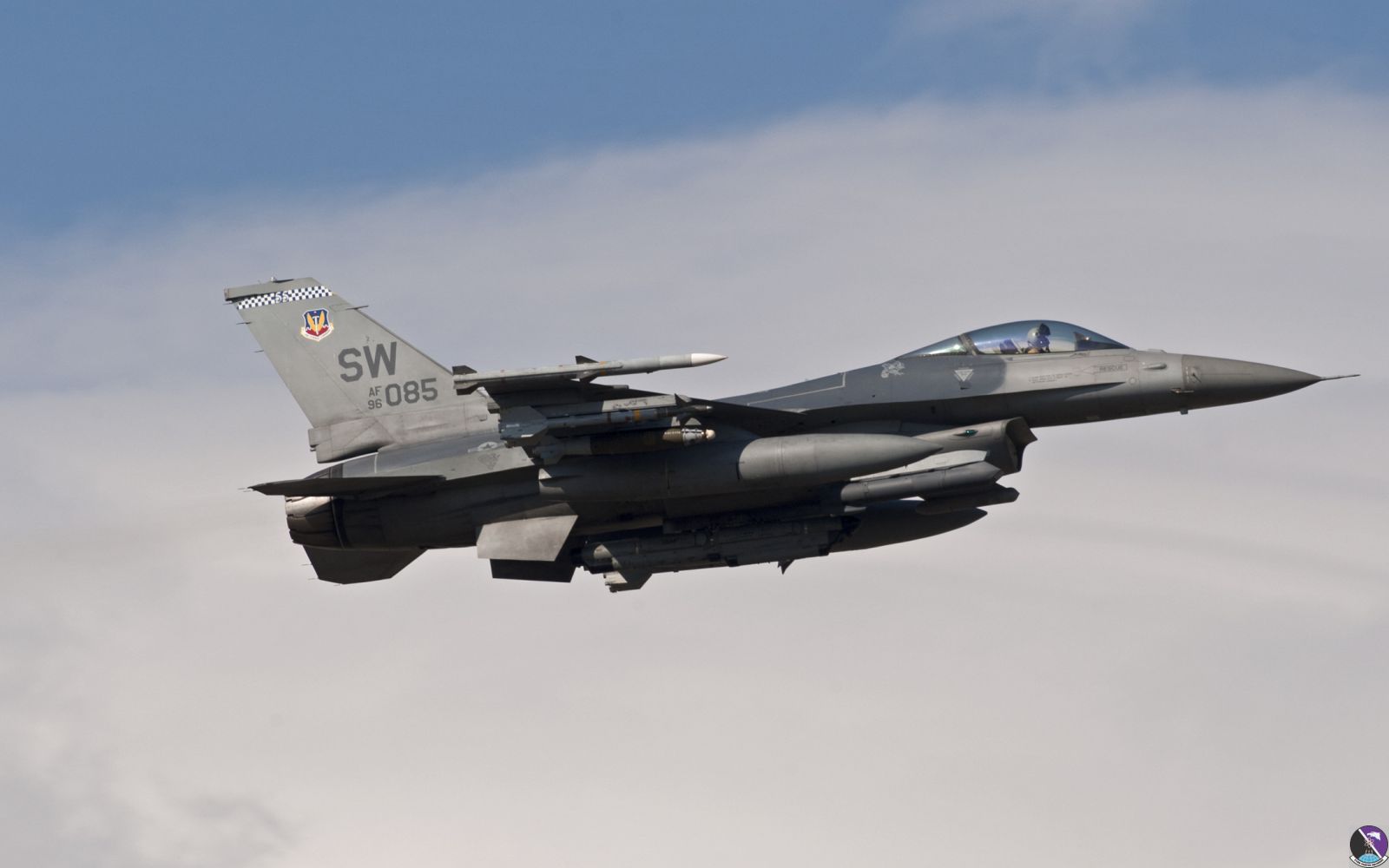 aviano october 23  2011 oup055 f 16cm 96 0085 55thfs 20thfw  shaw afb  sc