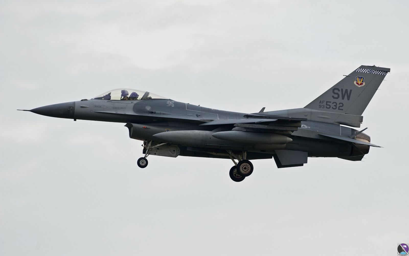 aviano september 08  2011 trend21 f 16cm 93 0532 55thfs 20thfw  shaw afb  sc shooters come from homebase for deployment