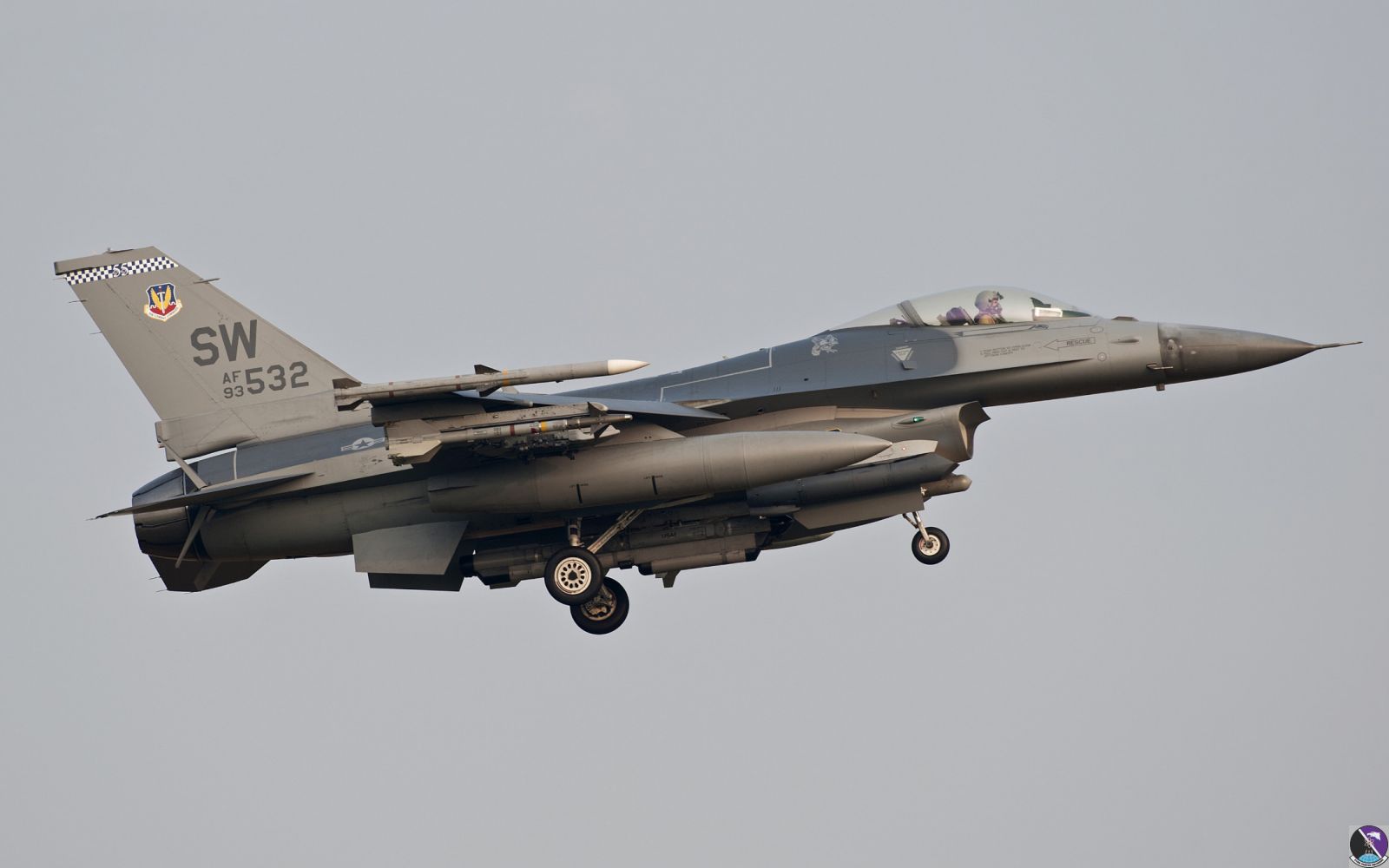 aviano september 11  2011 oup869 f 16cm 93 0532 55thfs 20thfw  shaw afb  sc rtb night mix