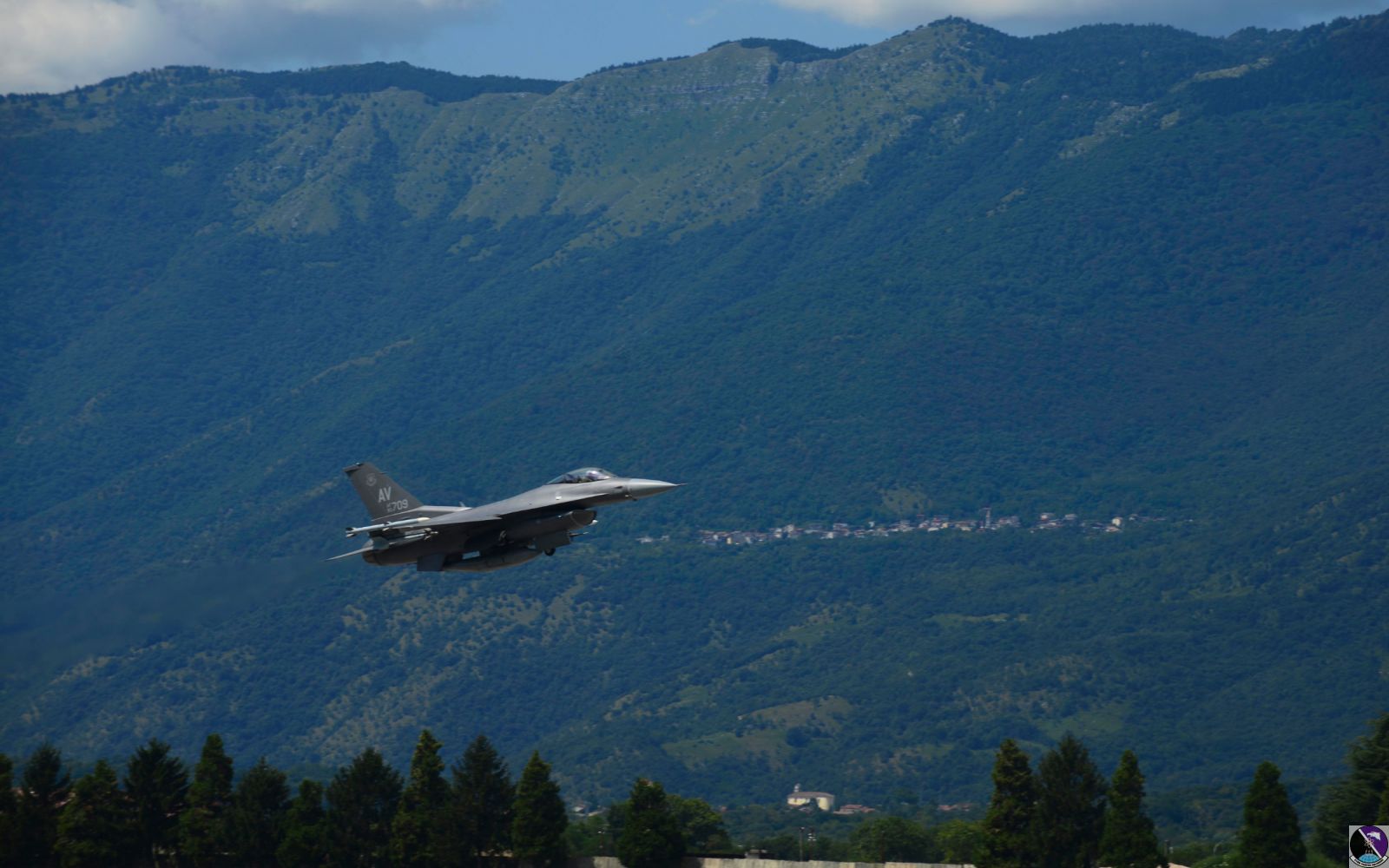 First flight for new F-16 paint job at Aviano
