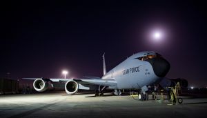 340 EARS refuels fighters during night operations