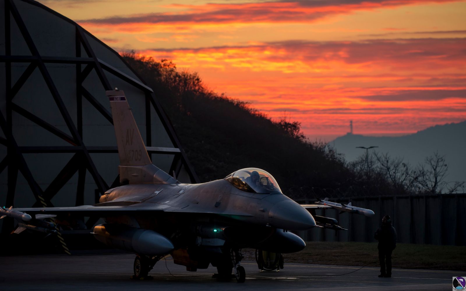 31 FW Airmen MOPP up