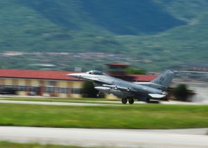 Jet takes off at Aviano Jet takes off at Aviano