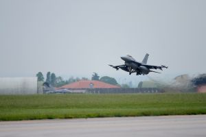 F-16 Training at Aviano