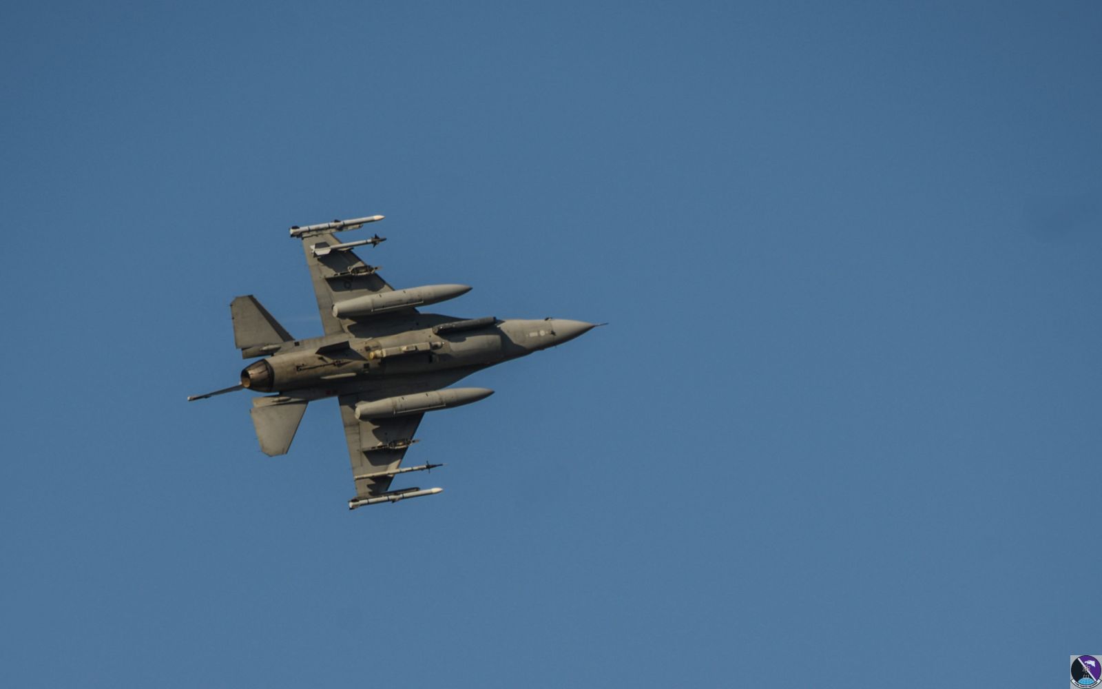 F-16 Takes off at Aviano